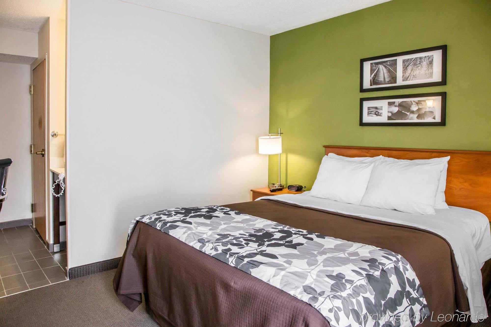 Sleep Inn Midway Airport Bedford Park Exterior photo